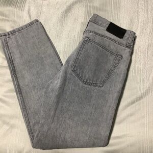 EVERLANE The 90s Cheeky Jean Gray Wash Crop Size 26
